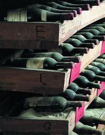 Історія вина в 100 пляшках. Image №11